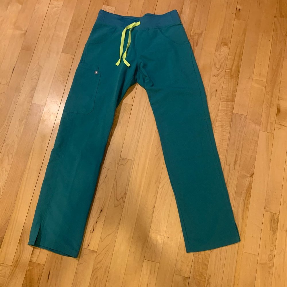 Kade Cargo Scrub Pants